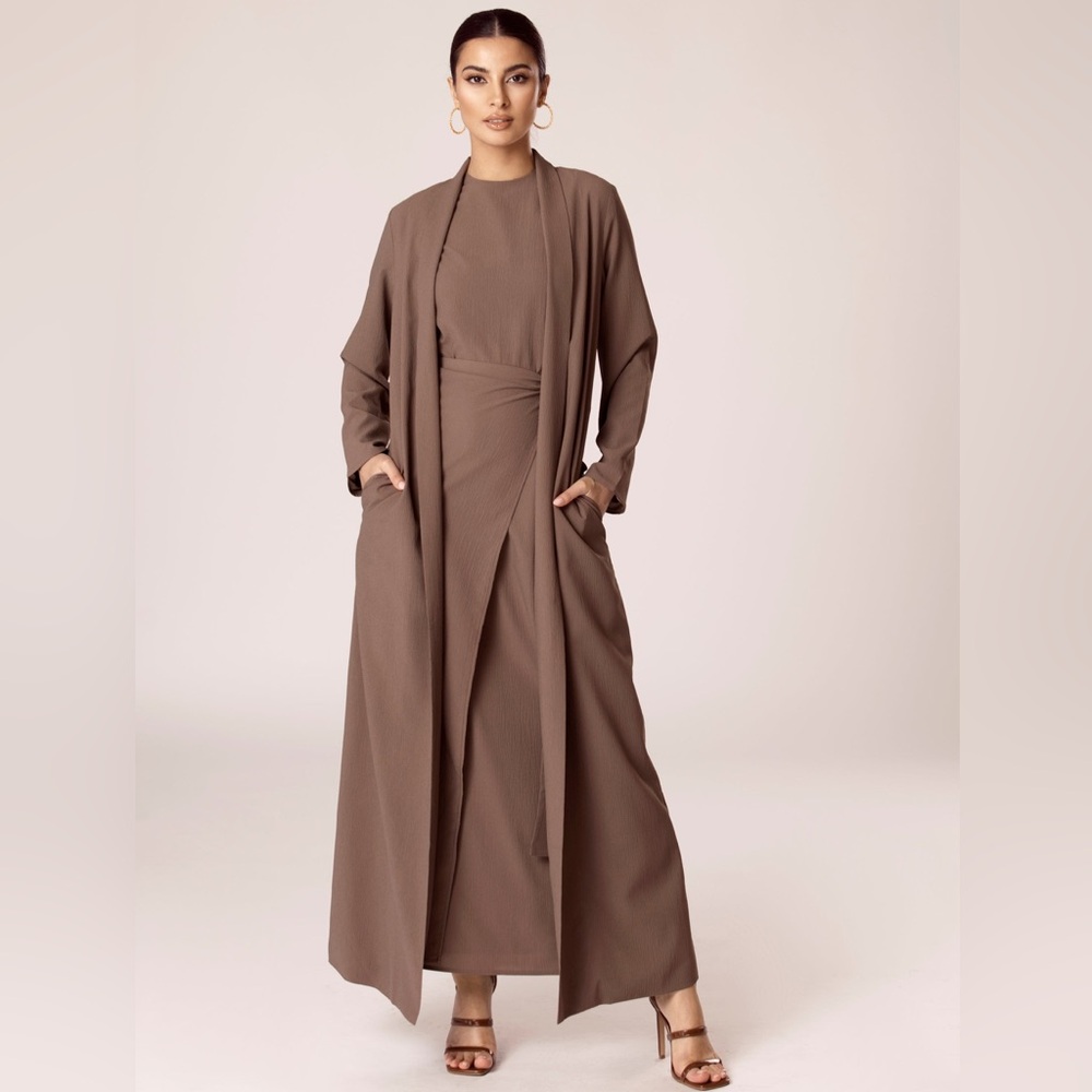 Veiled Collection Noora Textured Three Piece Abaya Set - Mushroom